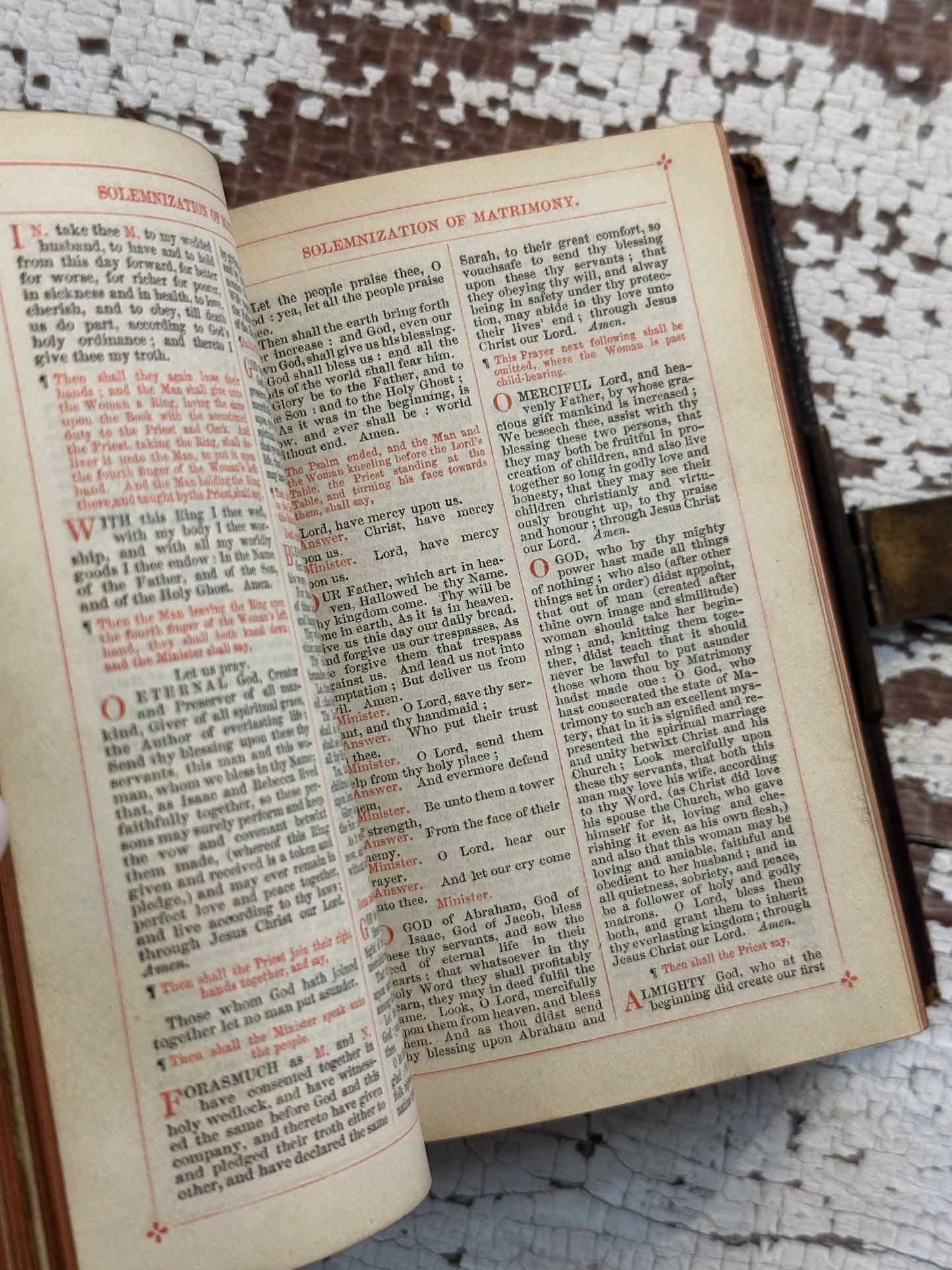Antique Leather Book of Common Prayer- with clasp