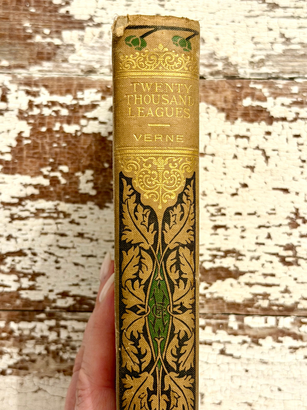 Antique- Twenty Thousand Leagues Under The Seas By Jules Verne