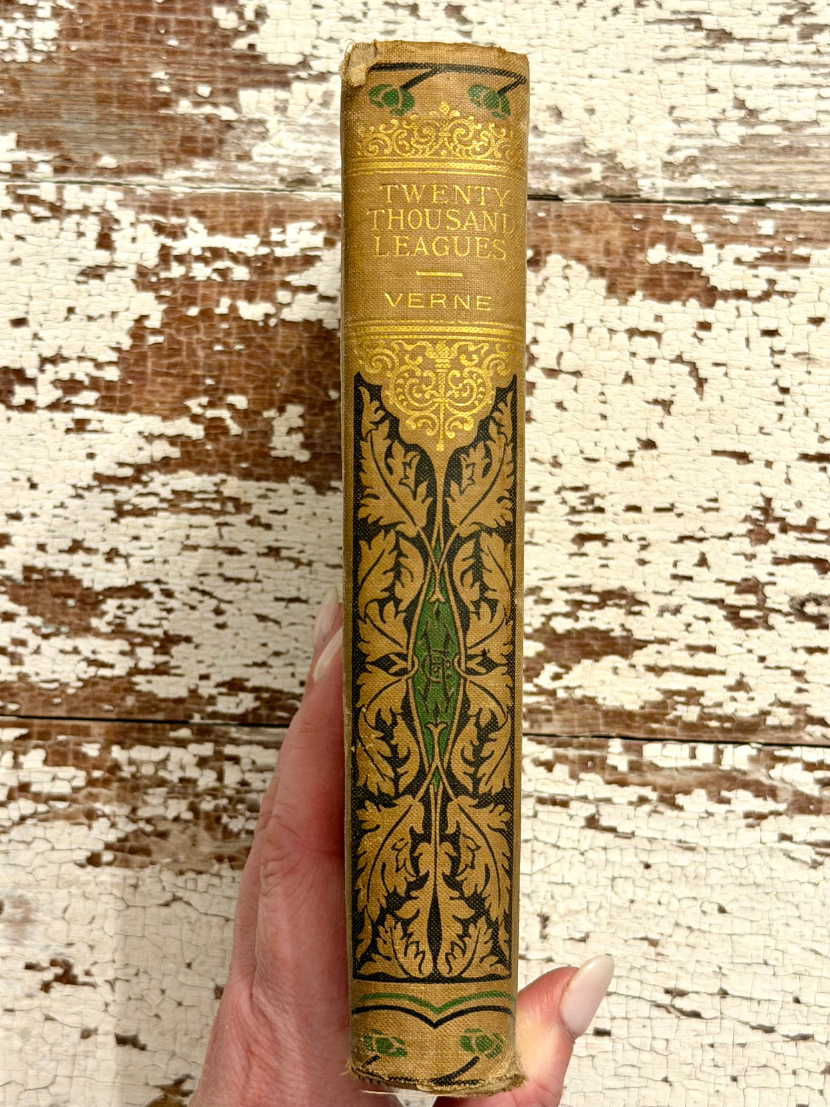 Antique- Twenty Thousand Leagues Under The Seas By Jules Verne